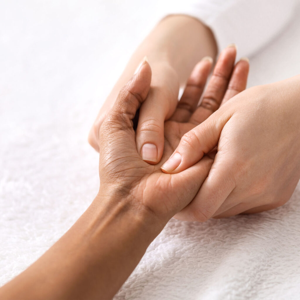 hand-and-foot-hydrating-treatment